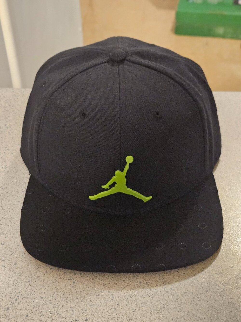 Nike Air Jordan XIII 13 Retro Snapback Hat Cap Black/Green AA7205 011